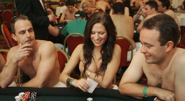 Những điều cần cân nhắc khi tham gia stripper poker